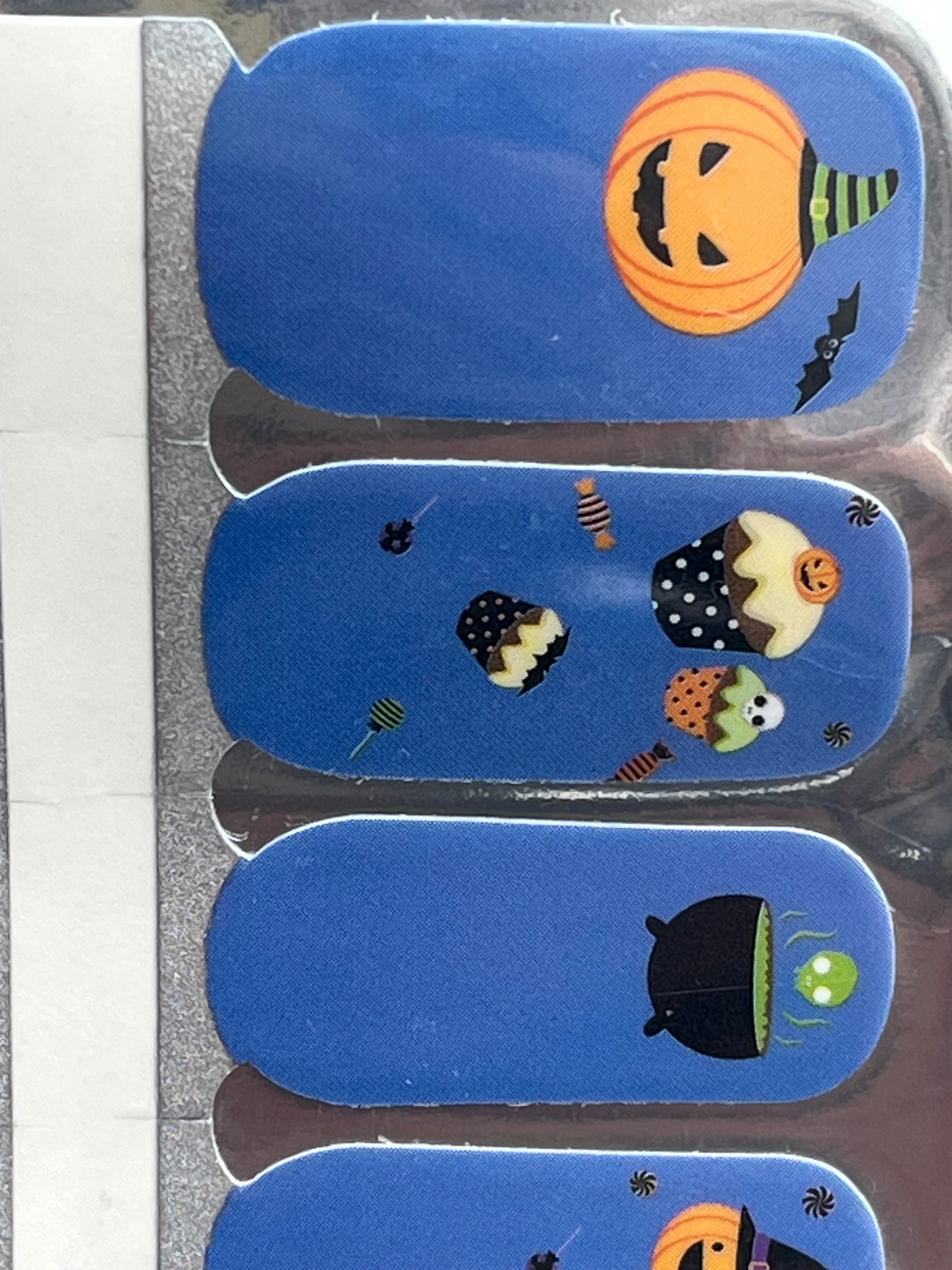 Trick or Treats - Nail Wraps