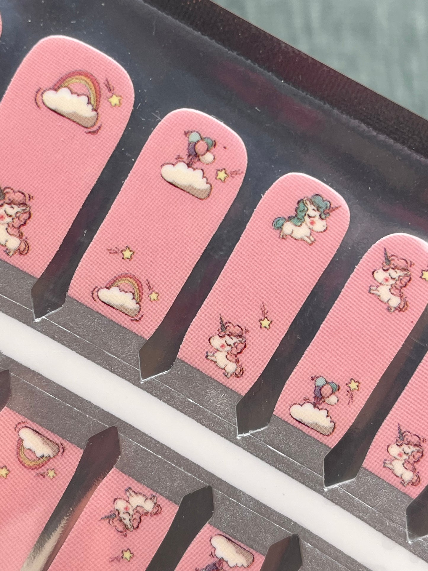 Unicorn Dreams – Kids’ Nail Wraps | Peachy Peach Nails